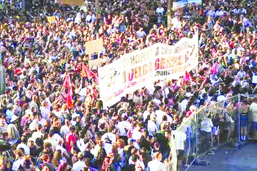 Massive demonstration in Madrid to save public education