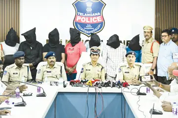 Suspects arrested in weapons theft case