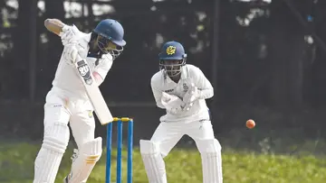 Hyderabad on the verge of victory