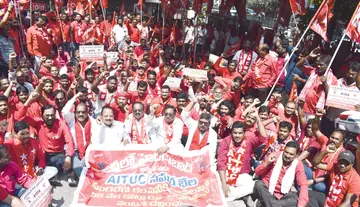 Singareni dues of Rs. 59 thousand crores should be paid immediately