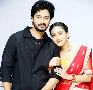 A love story in the vein of ‘Premisthe’