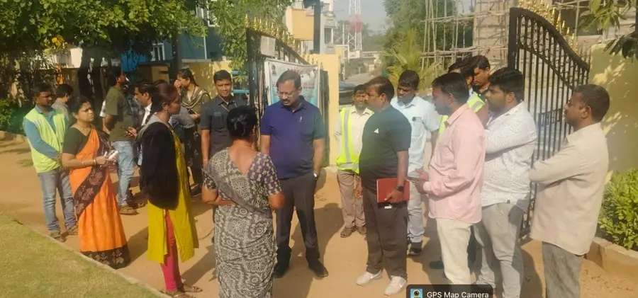 MMC Commissioner Vinaya Krishna Reddy made a surprise visit to Nacharam Circle