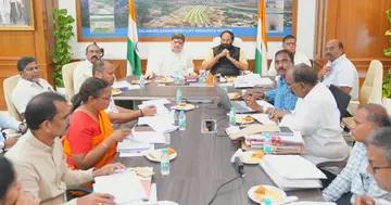 Land acquisition for the Gauravelli project must be completed.