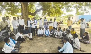The perpetrators who attacked Dalits must be arrested.