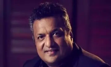 Tragedy in Bollywood.. Famous director Sanjay Gupta passes away