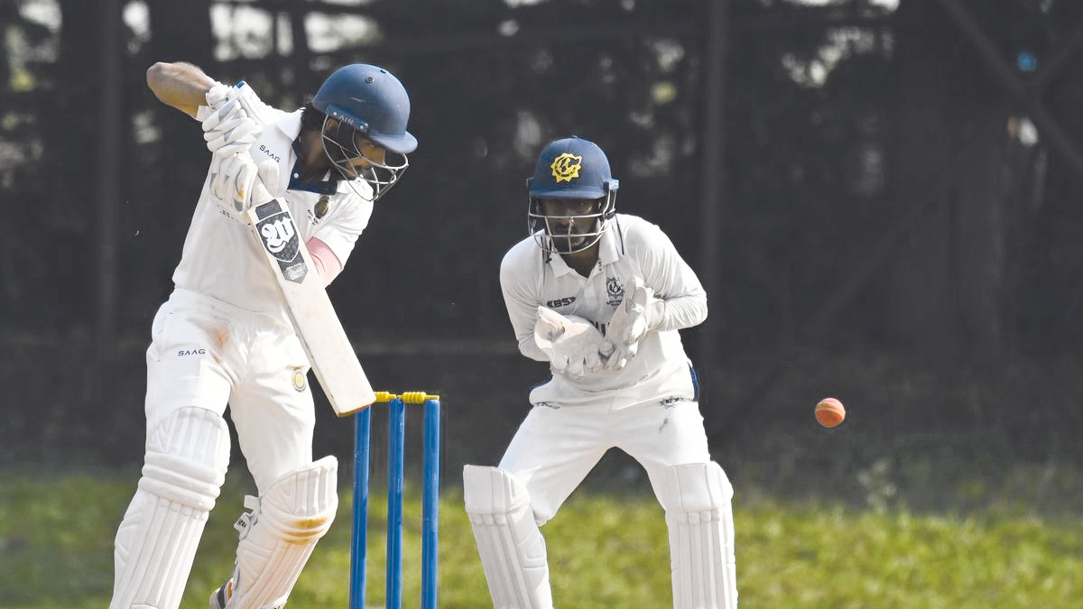 Hyderabad on the verge of victory
