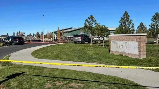 Shooting at a school in America... Five dead