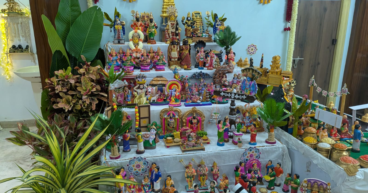 display of dolls