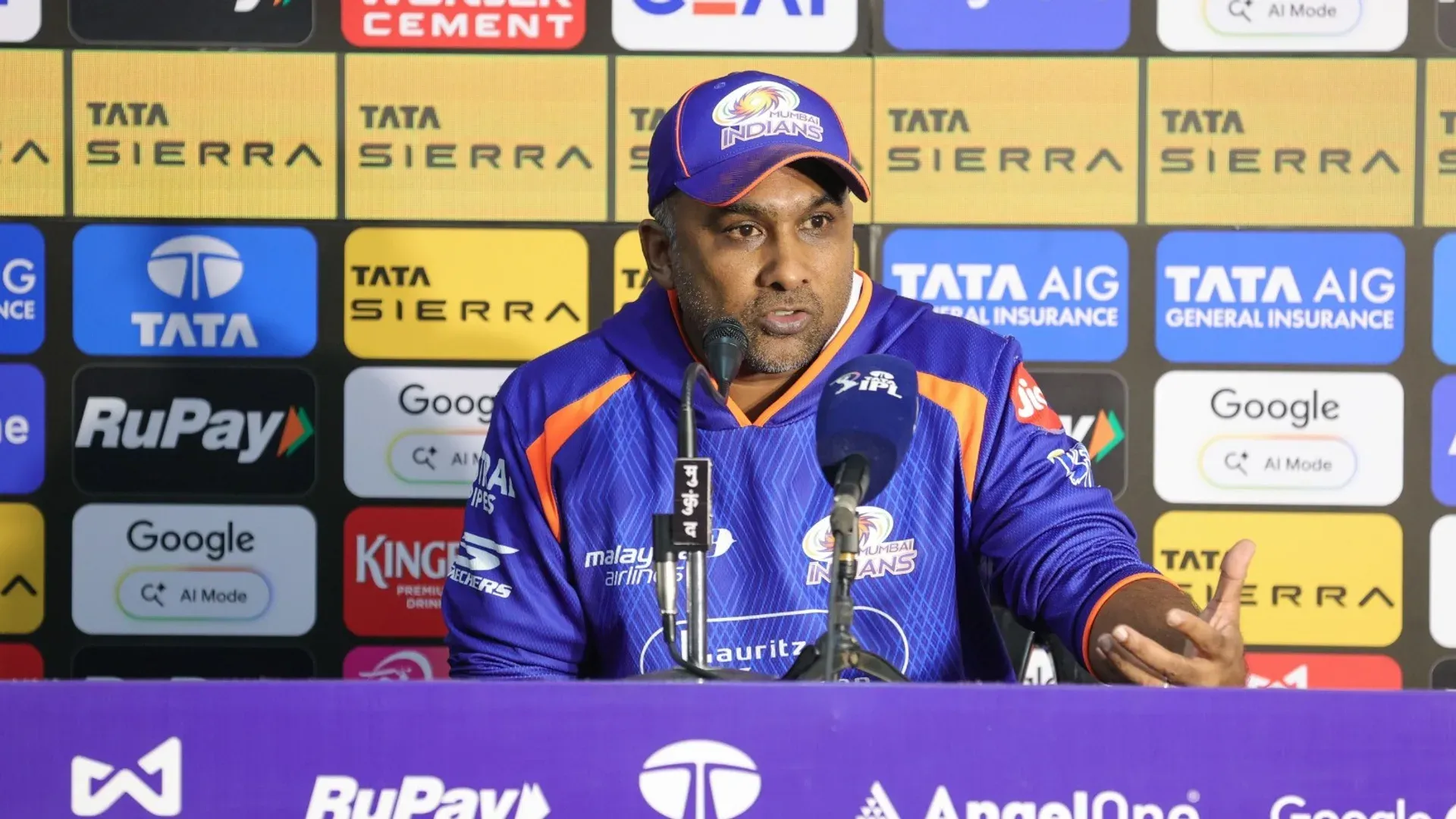 Mahela Jayawardene out as Mumbai Indians head coach