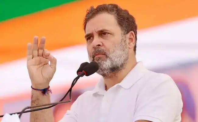 Rahul Gandhi supports CJP leaders