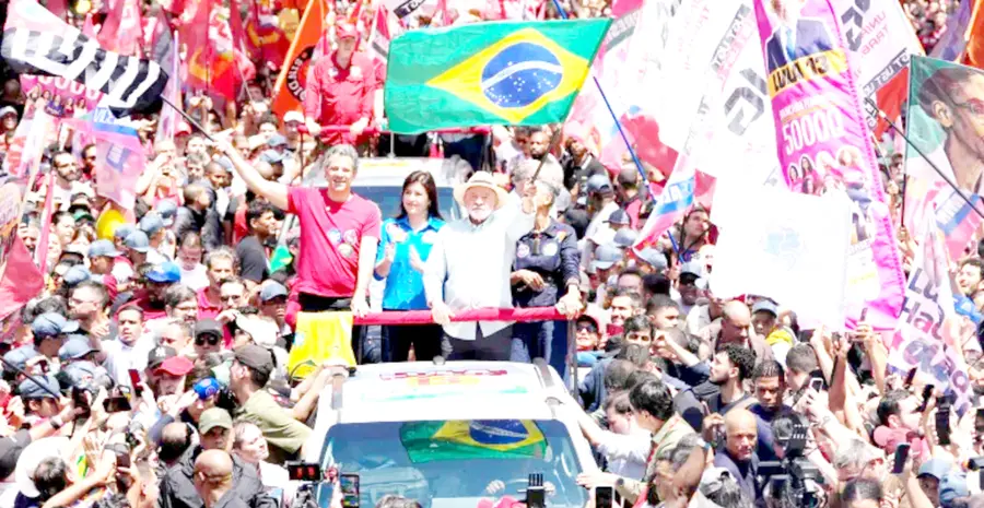 Lula takes the lead