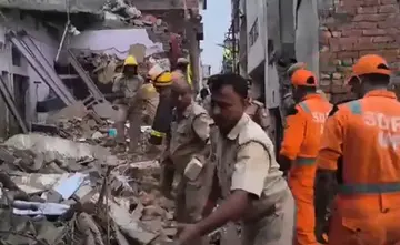 Massive explosion at fireworks factory in Varanasi